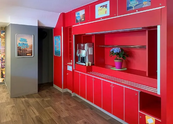 Hotel Hotelf1 Frejus Sur Argens 3*