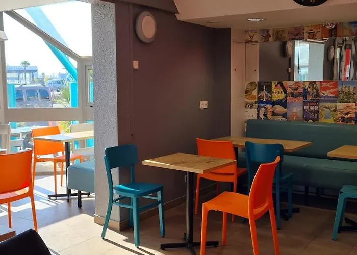 Hotelf1 Frejus Sur Argens 3* Roquebrune-sur Argens