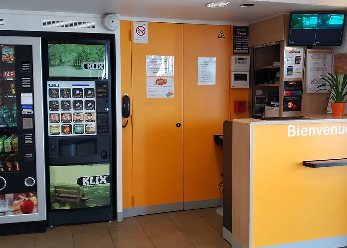 Hotelf1 Frejus Sur Argens Hotel Roquebrune-sur Argens