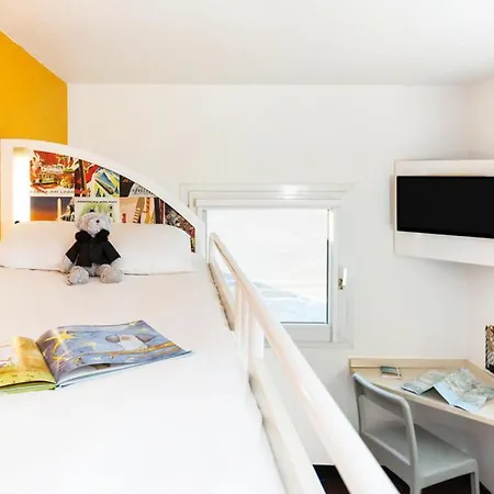 Hotelf1 Frejus Sur Argens Hotel