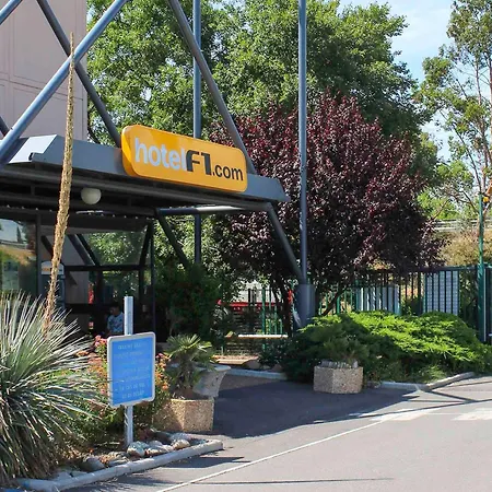 Hotelf1 Frejus Sur Argens