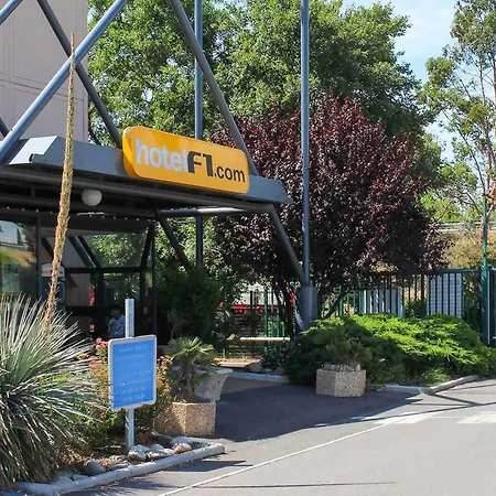 Hotelf1 Frejus Sur Argens Отель Рокбрюн-сюр-Аржан