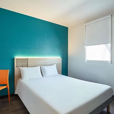 Hotelf1 Frejus Sur Argens Hotel 3*