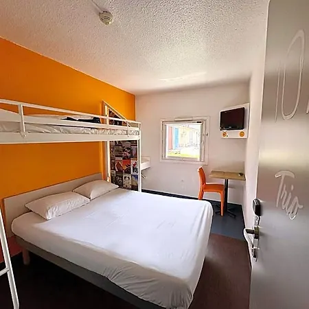 Hotel Hotelf1 Fréjus Sur Argens 3*