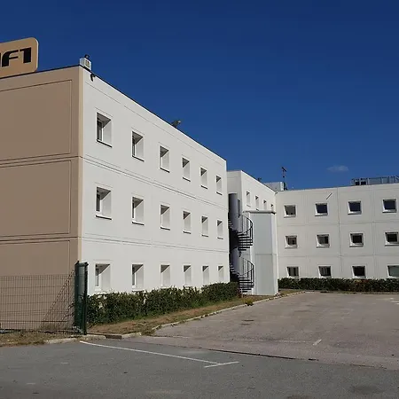 Hotelf1 Frejus Sur Argens Отель 3*